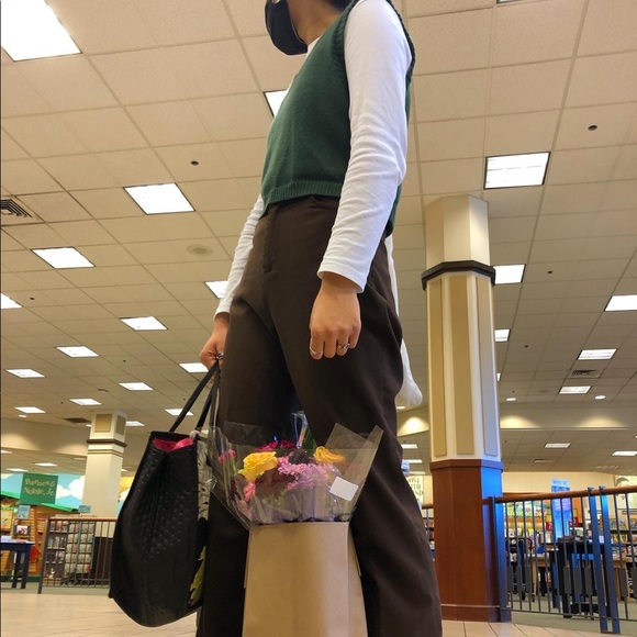 Meet your Posher, Jada - Picture 1 of 1